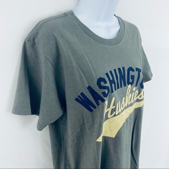 Washington Huskies Shirt Size Medium - Picture 5 of 7